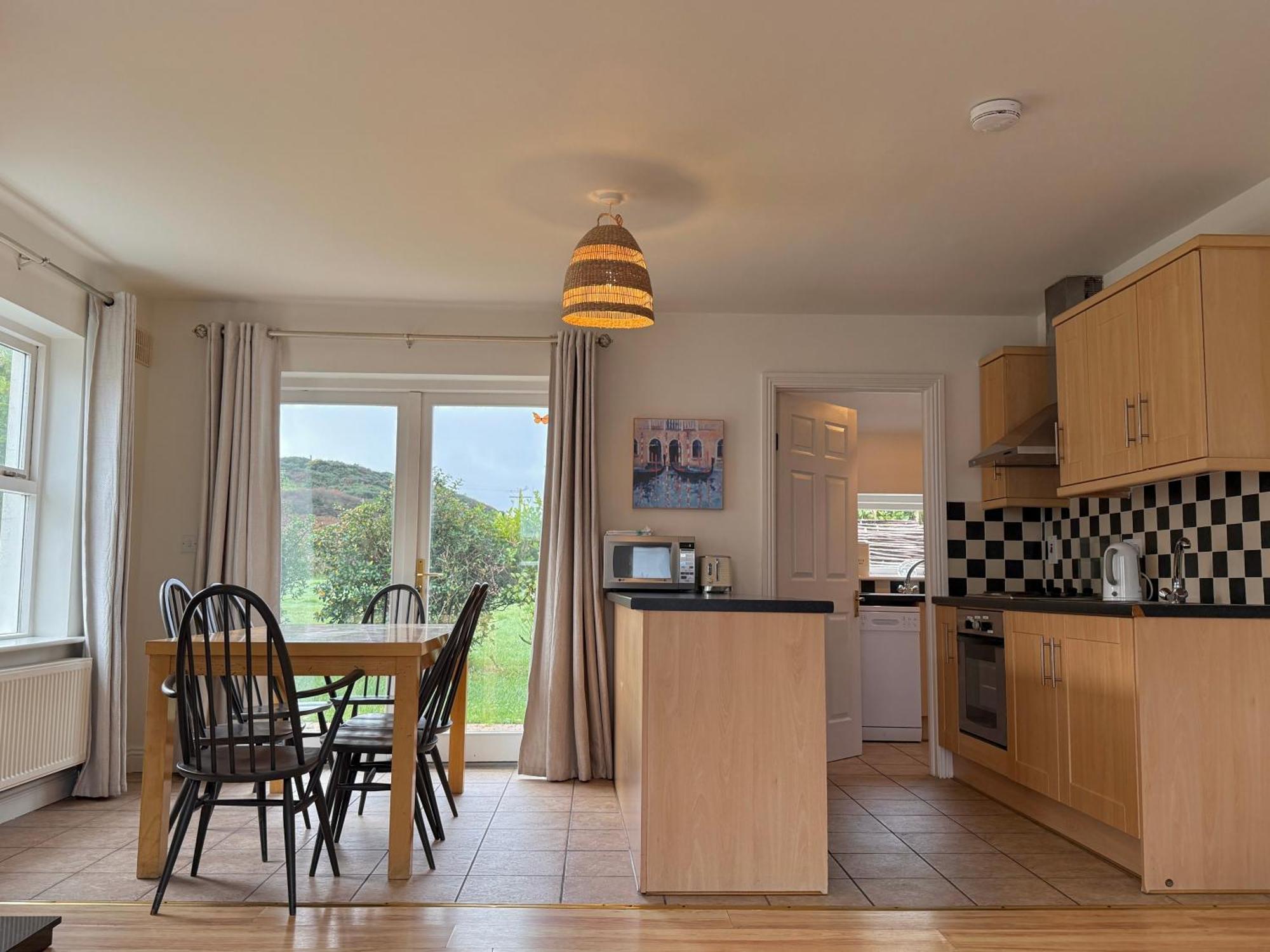 Doolin Village Lodges Екстериор снимка